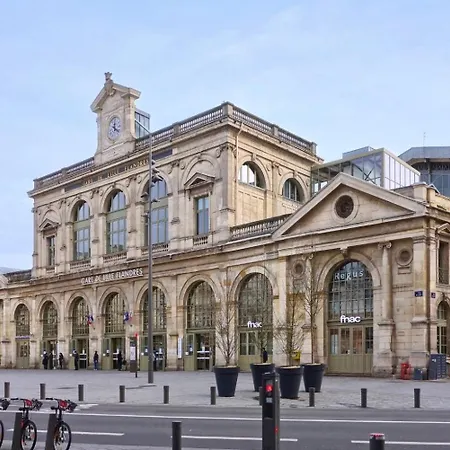 Near Train Station Lejlighed Lille