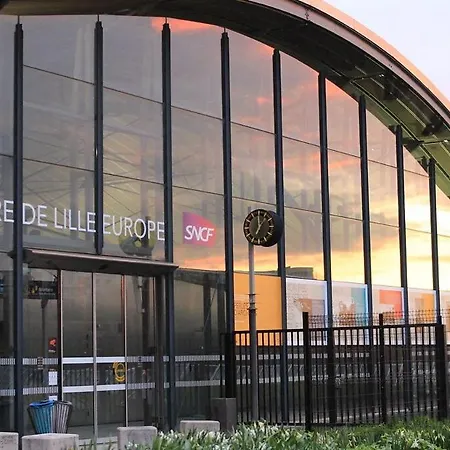 Near Train Station Apartment